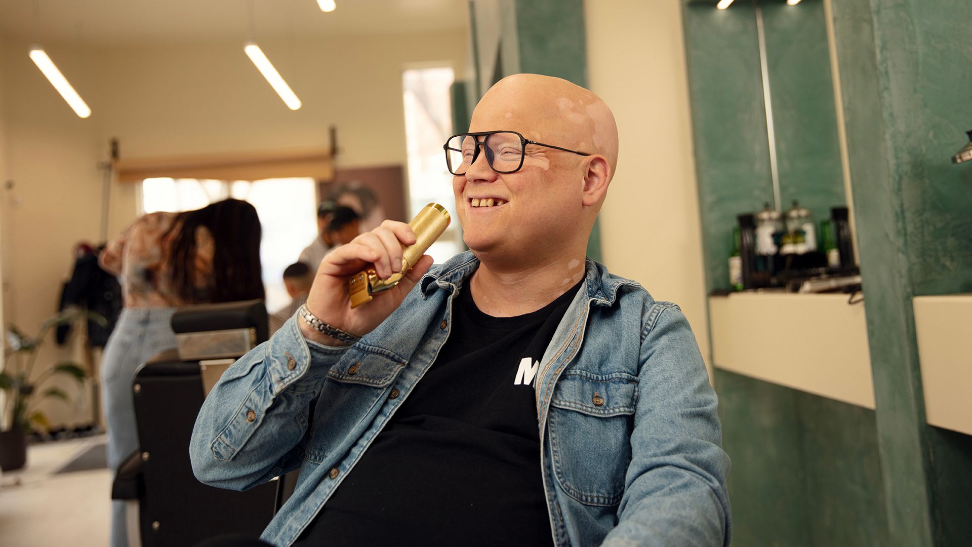 Simon Delisle roast Jean-Michel Anctil avec beaucoup d’aplomb!
