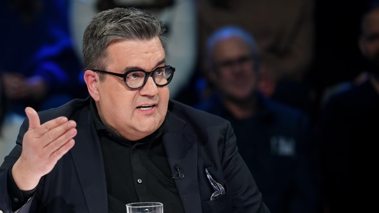 Un jeune humoriste se fait ramasser par Denis Coderre