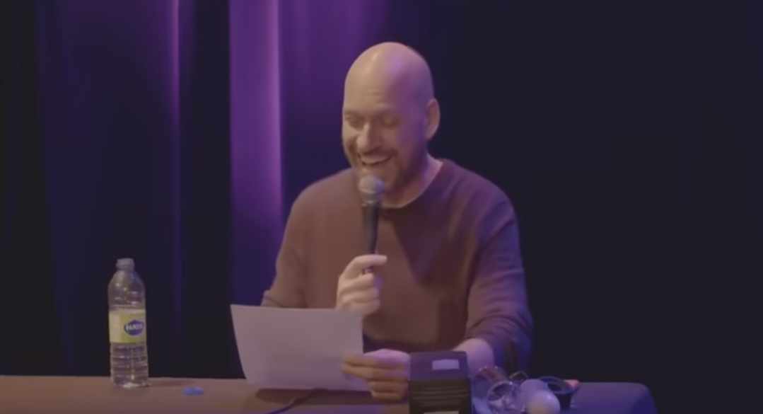 Martin Matte raconte la soirée piquante d’une femme de 60 ans