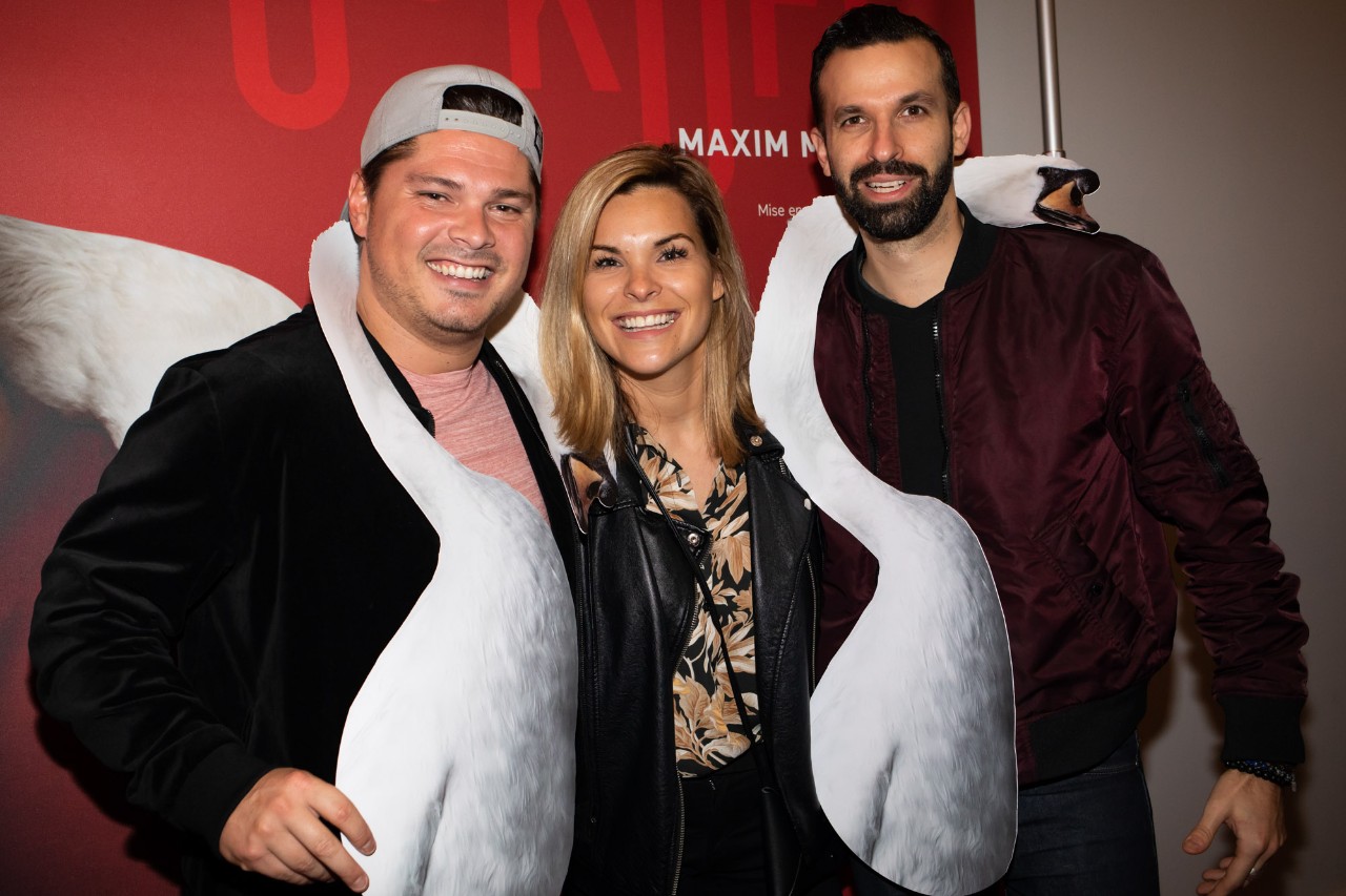 Olivier Martineau commente à sa manière la routine matinale de Kim Rusk