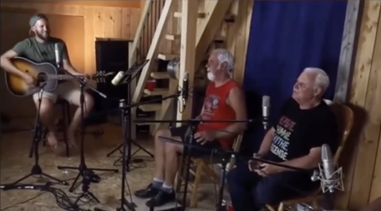 Une chanson québécoise devient populaire, pour les mauvaises raisons
