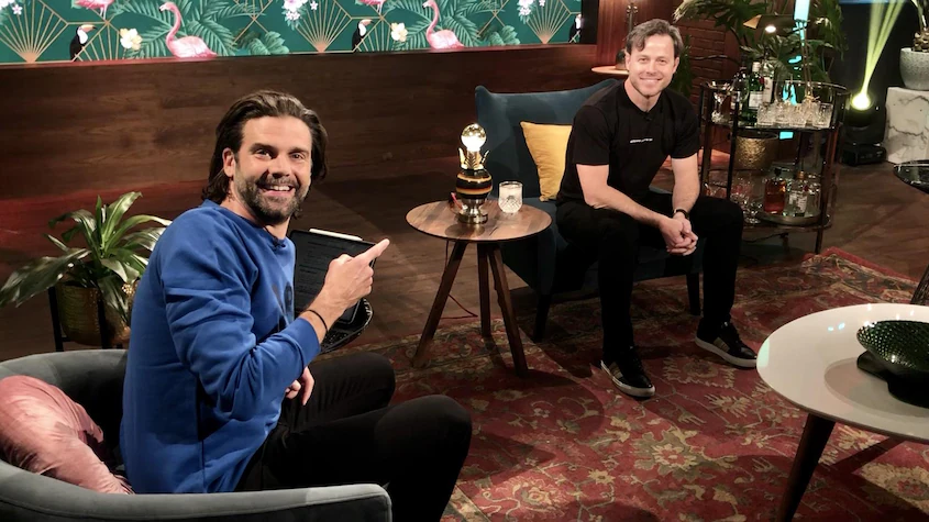Match de hockey à la Place Bell impliquant plusieurs humoristes