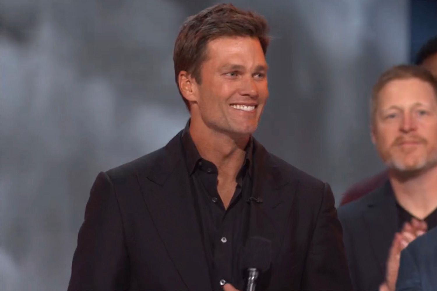 Le roast de Tom Brady est disponible sur Netflix!