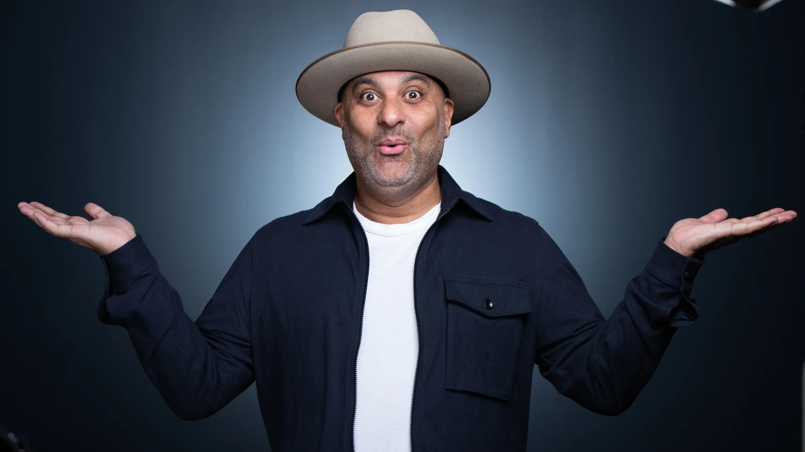 L’humoriste Russell Peters débarque au Centre Bell