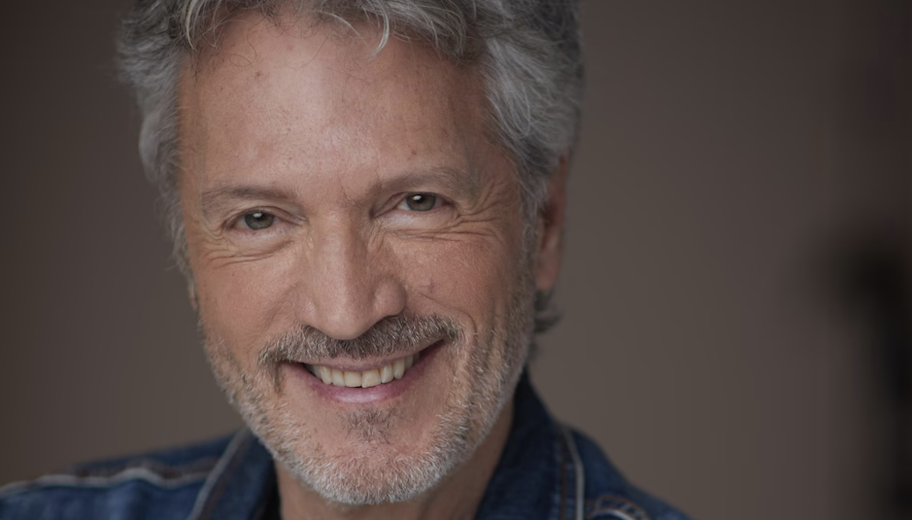 Claude Meunier se lance en musique!