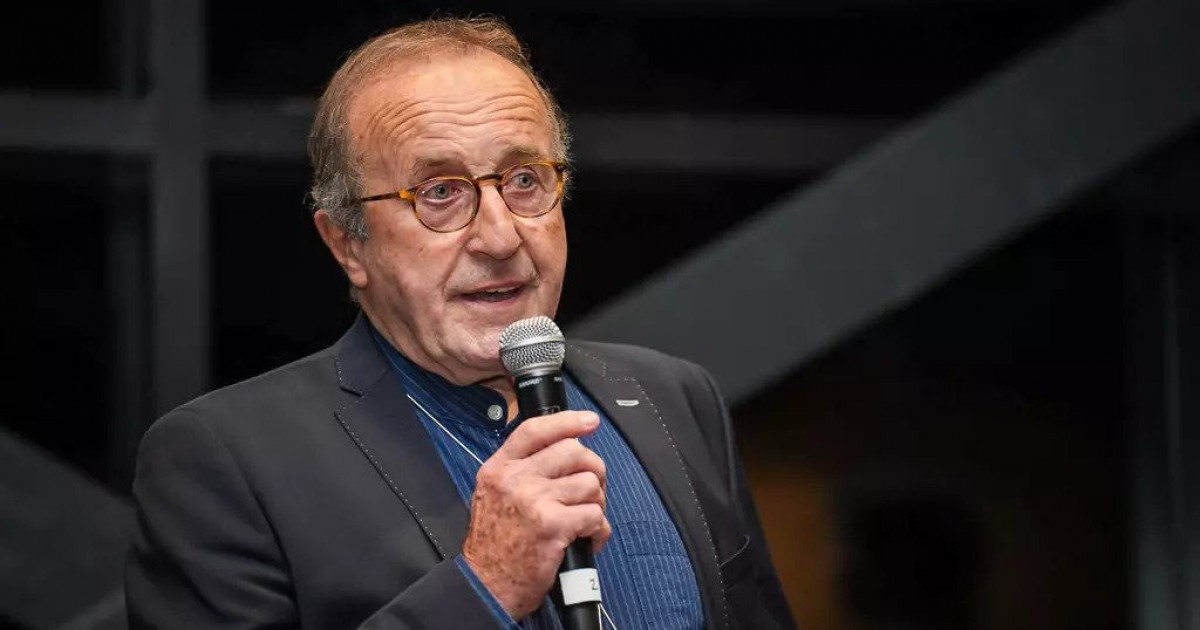 Stéphane Rousseau veut voir Bernard Derome à Chanteurs masqués