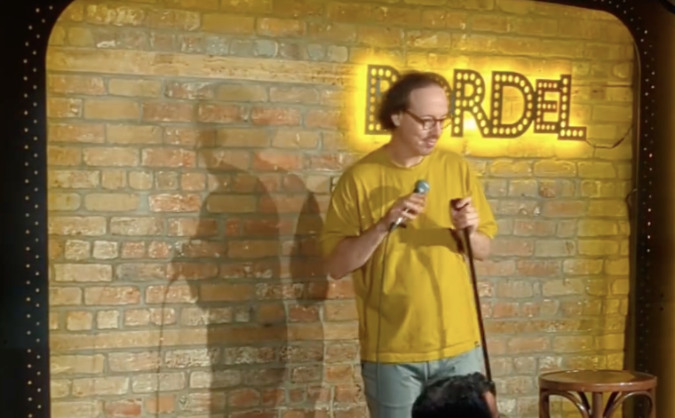 Moment d’impro hilarant de Pascal Cameron
