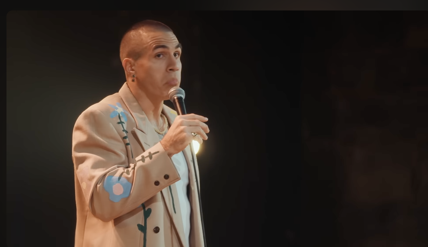 Jay Du Temple partage son dernier spectacle gratuitement sur YouTube!
