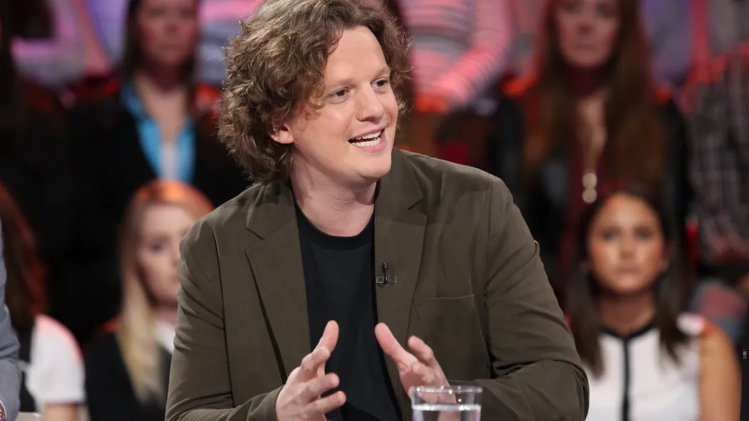 Pierre-Yves McSween est congédié par le 98,5 FM