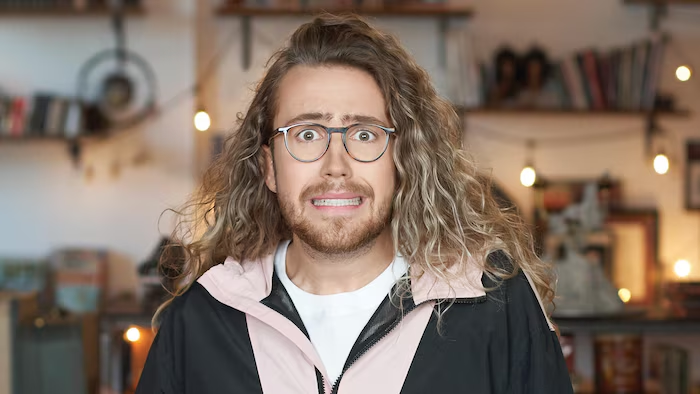 Mathieu Dufour se défend après une attaque de Francine