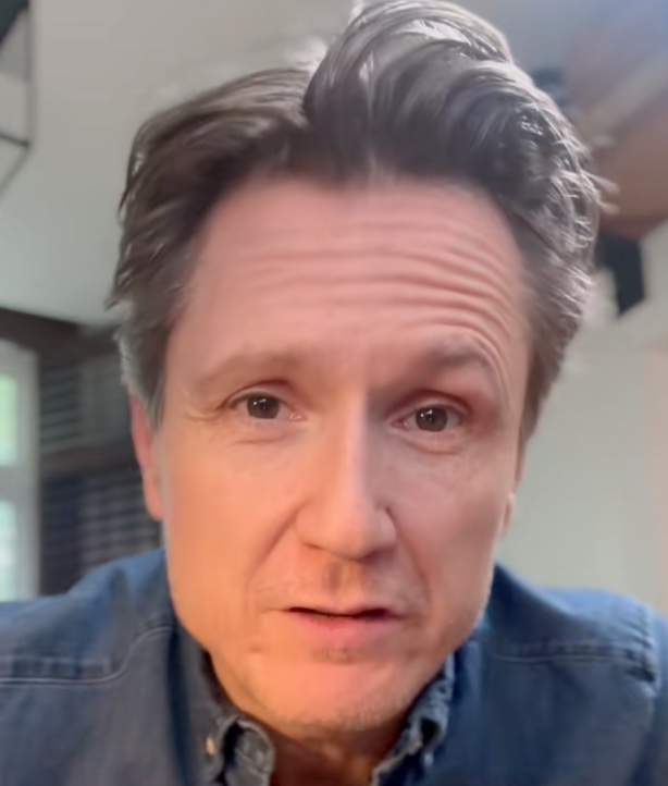 Simon-Olivier Fecteau joue au mâle alpha et se fait démolir en ligne