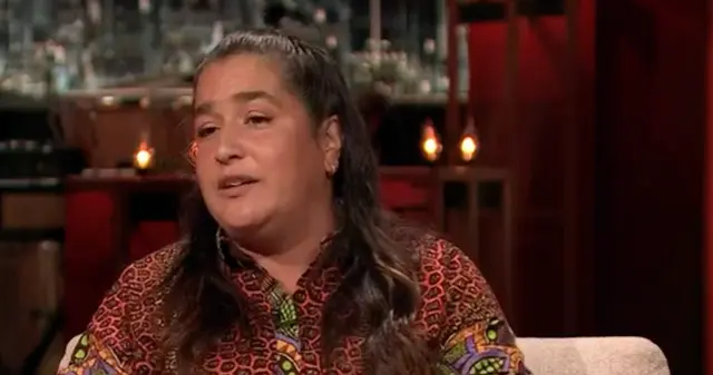 Mariana Mazza DÉMOLIT un homme sur les réseaux sociaux