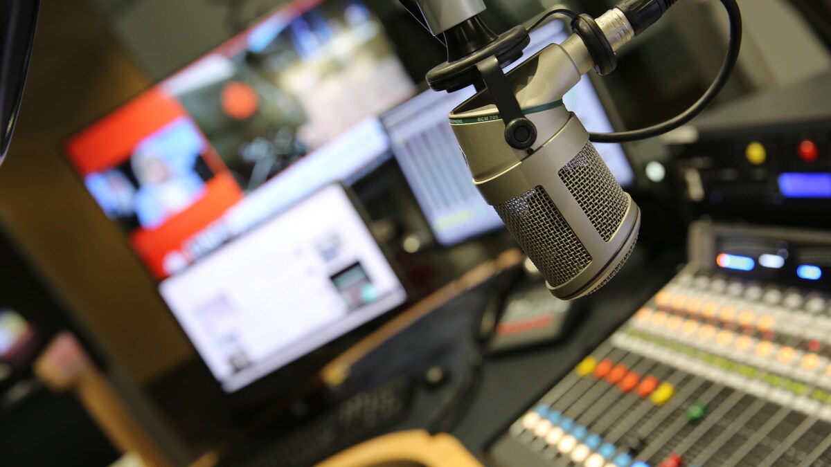 Cette animatrice de radio congédiée?